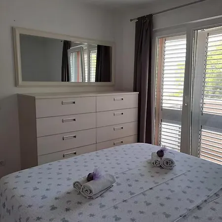 Makarska 20 * Veliko Brdo (Makarska)